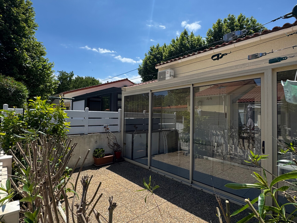 Pavillon T3 climatisé, piscine & parking à 800m de plage - Photo 1