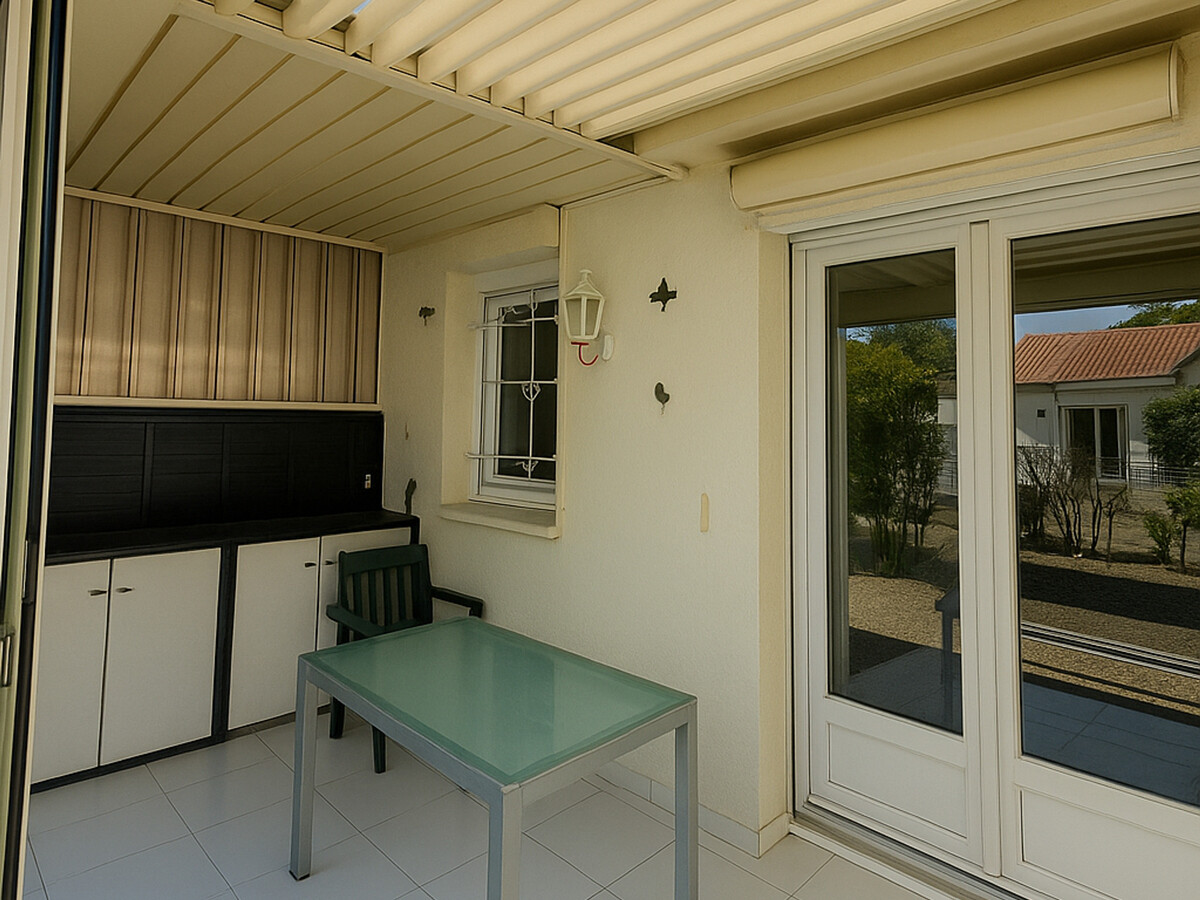 Pavillon T3 climatisé, piscine & parking à 800m de plage - Photo 4