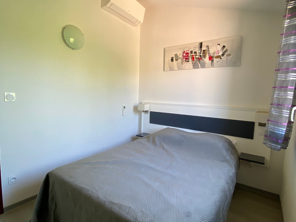 Villa 3 chambres, piscine et parking à 1,5 km des plages - Photo 8