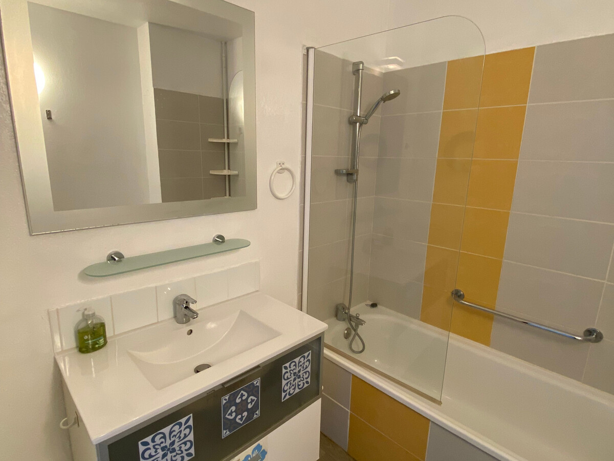 Villa 3 chambres, piscine et parking à 1,5 km des plages - Photo 12