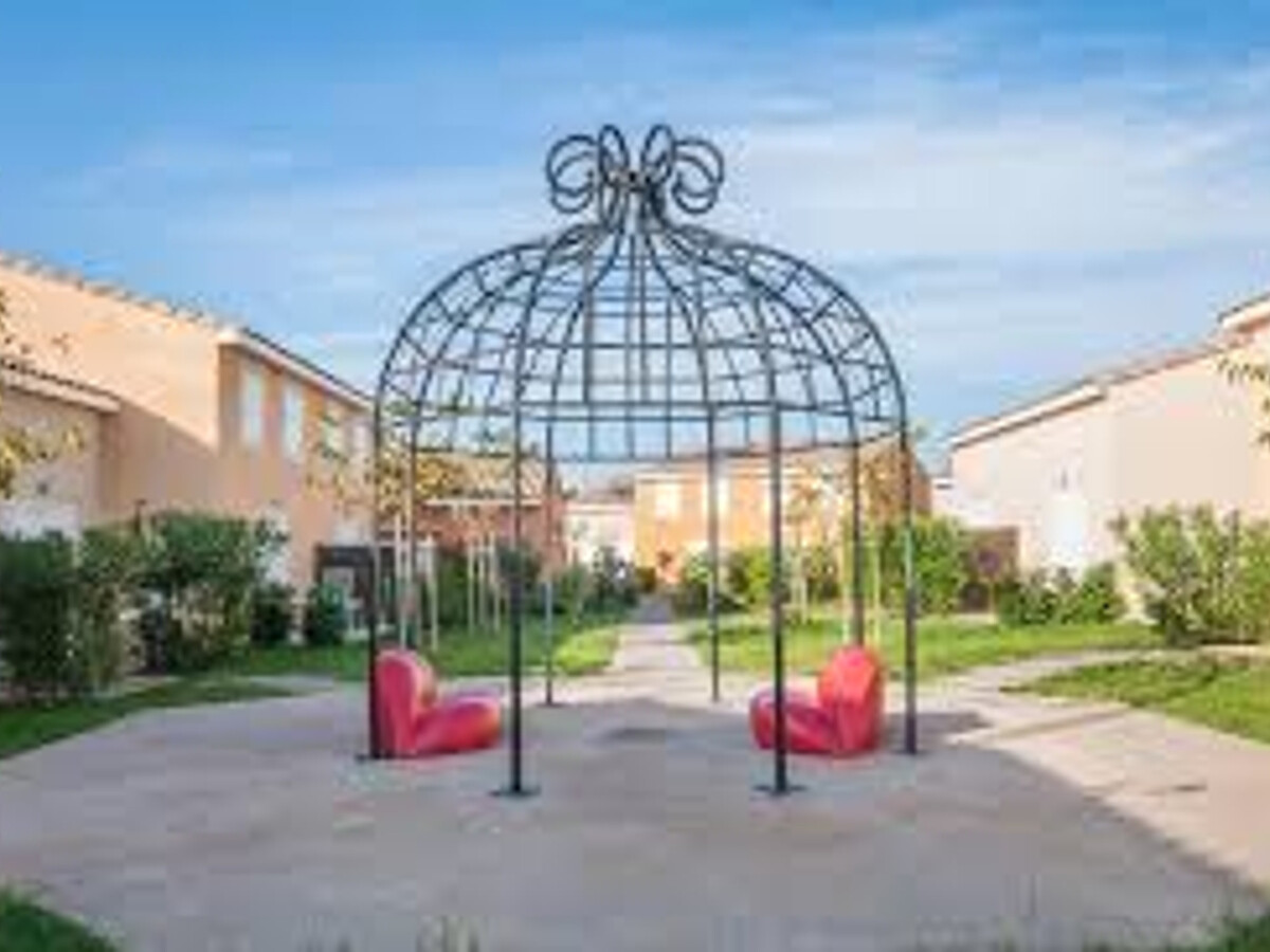 Pavillon T3 avec piscine et spa à 10 min de la plage - Photo 10