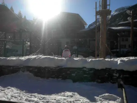 Charmant 2 pièces à Valfréjus, balcon ouest, proche télésièges et commerces, idéal 4 personnes - Photo 9