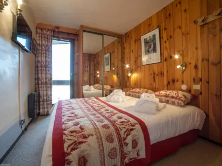 Courchevel 1850 : 3 pièces ski-aux-pieds, parking, wifi inclus : photo 3