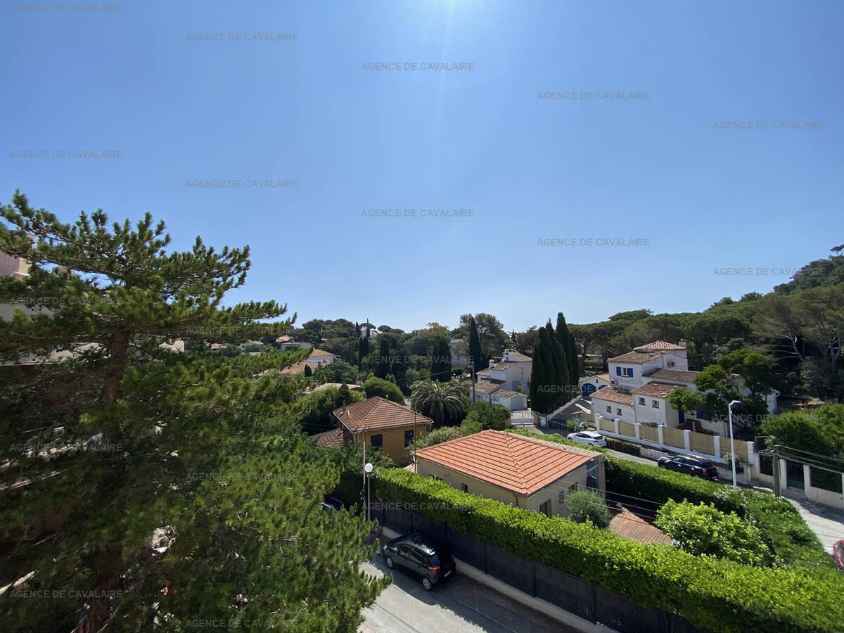 Appartement 1 chambre, balcon et parking à Cavalaire - Photo 1