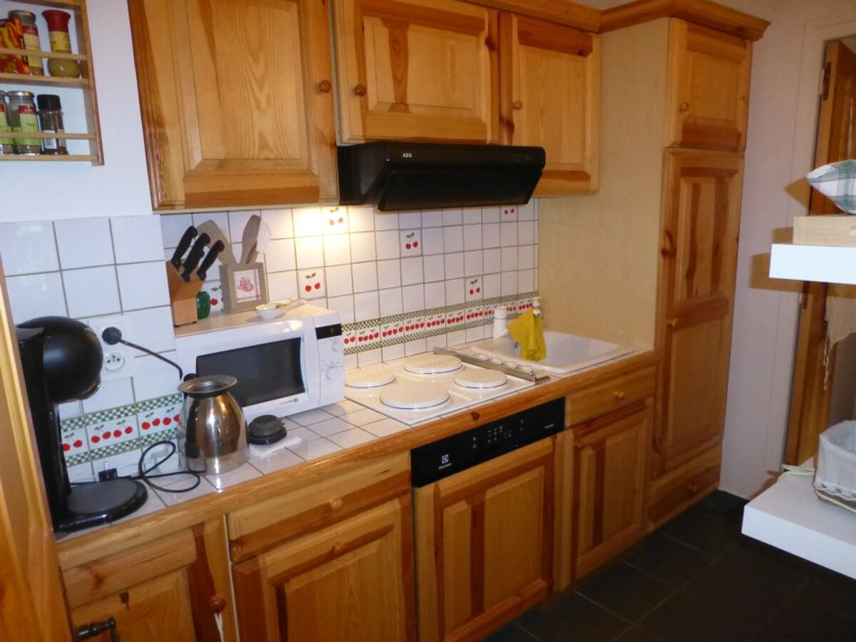 Appartement 3 pièces skis aux pieds, vue pistes à Courchevel - Photo 3