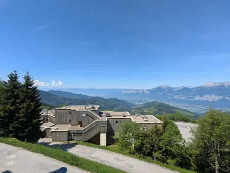 Appartement 3 pièces aux pieds des pistes avec balcon : photo 12