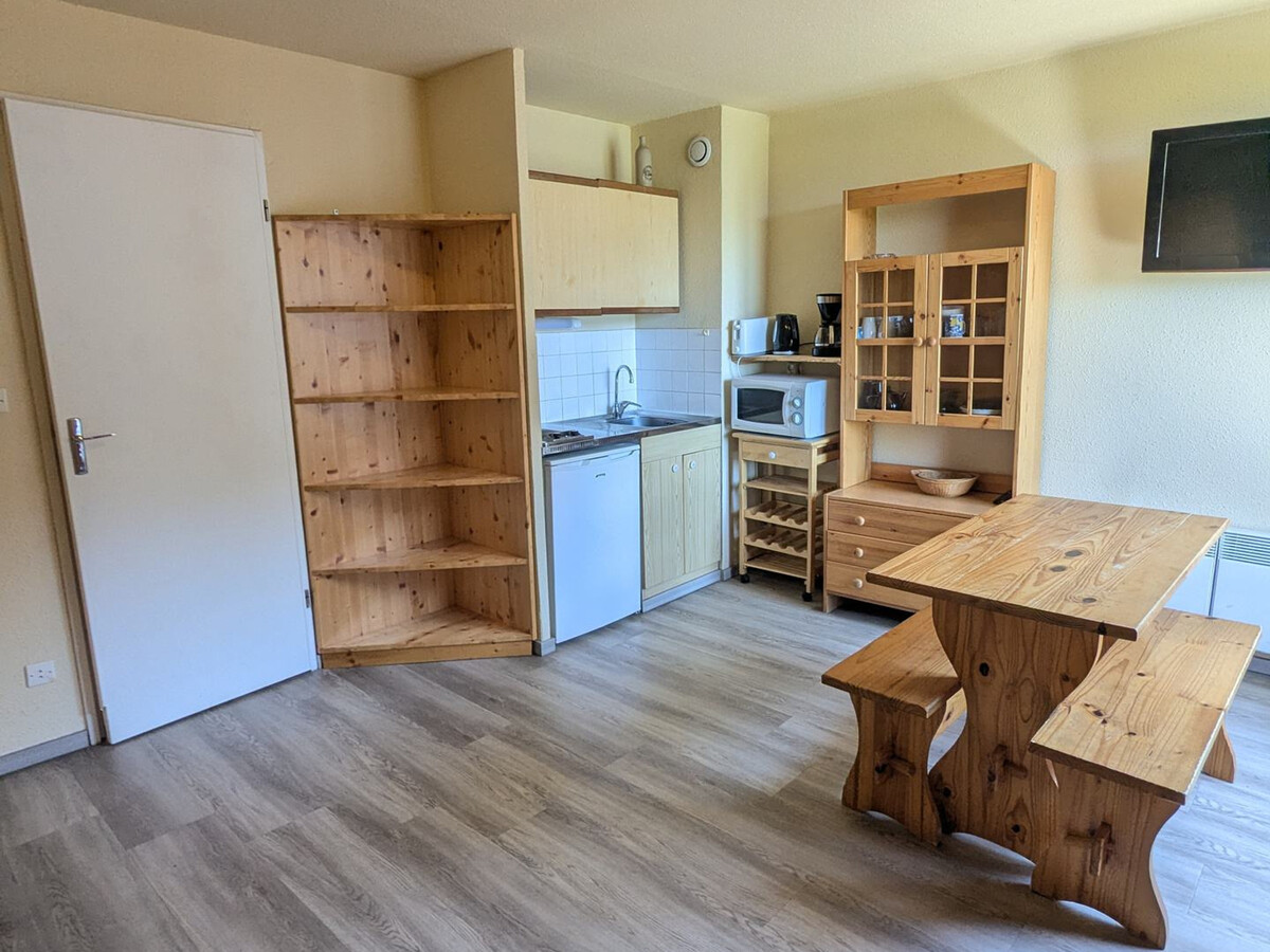 Studio cabine 4 pers aux pieds des pistes avec balcon - Photo 2