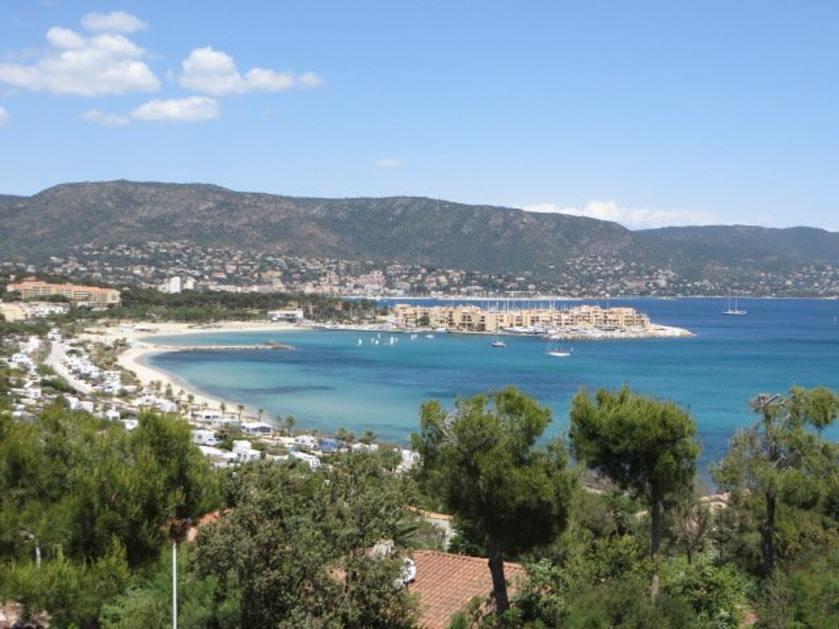 T2 vue mer à Bormes-les-Mimosas avec parking - Photo 11