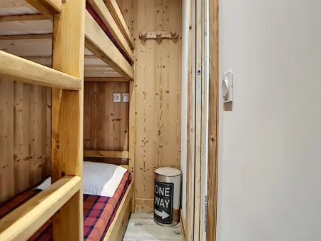 Studio rénové aux Menuires, pistes à 100 m, balcon Ouest : photo 8