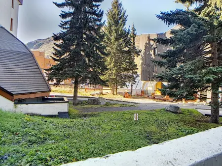 Studio rénové aux Menuires, pistes à 100 m, balcon Ouest : photo 11