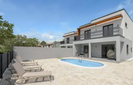 Location maison à Labin