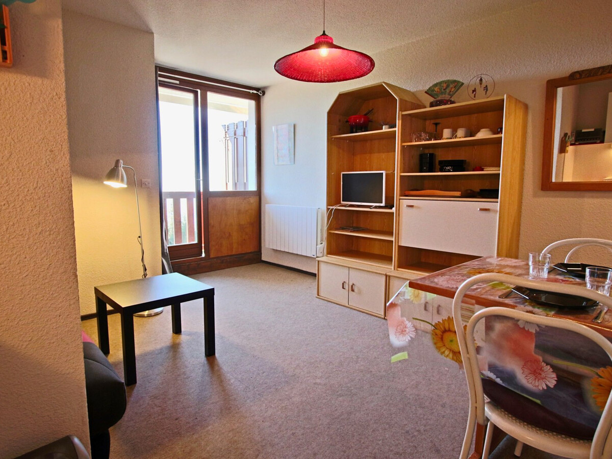 Studio cabine 4 pers avec balcon sud à Chamrousse - Photo 2