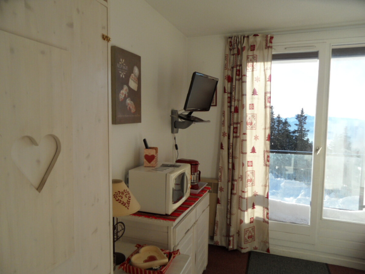 Studio cabine 4 pers. balcon Sud-Ouest à Chamrousse - Photo 2