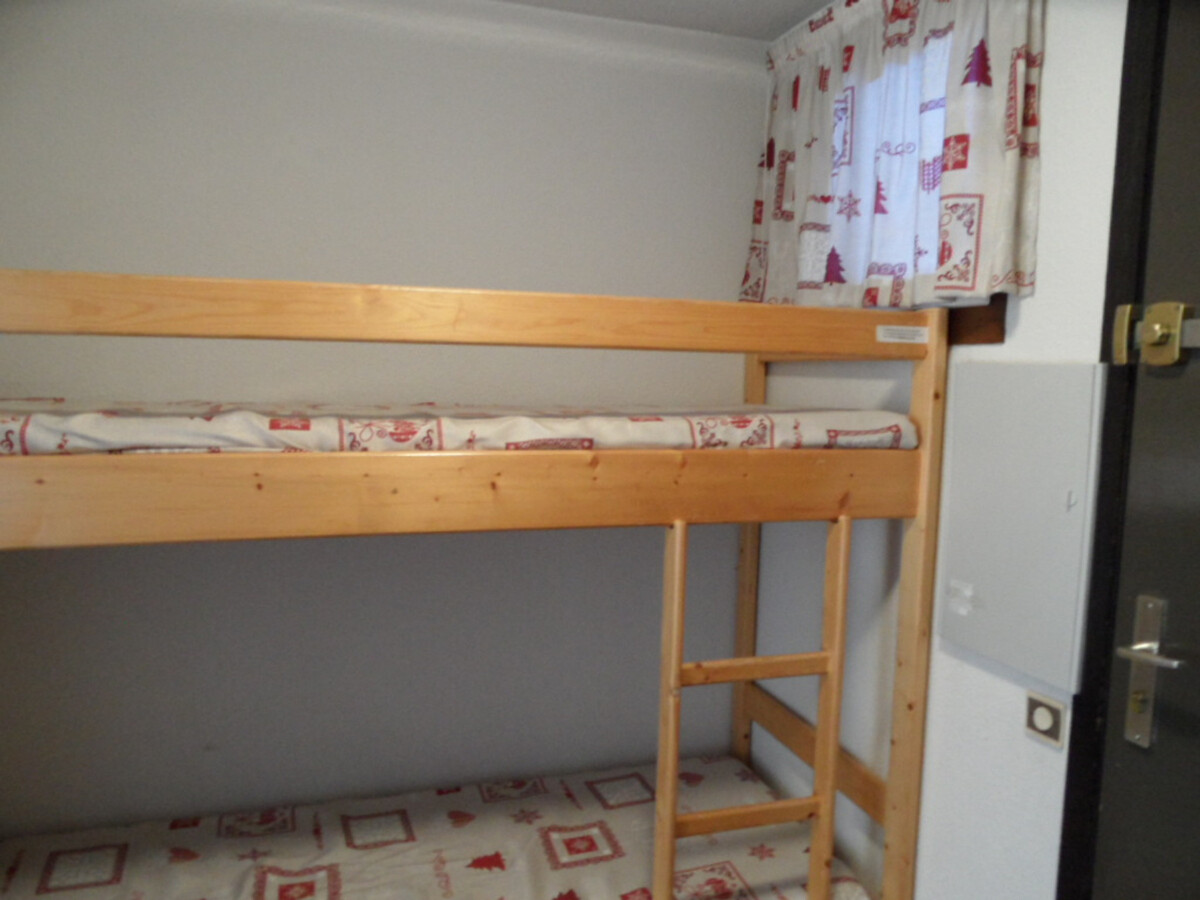 Studio cabine 4 pers. balcon Sud-Ouest à Chamrousse - Photo 4