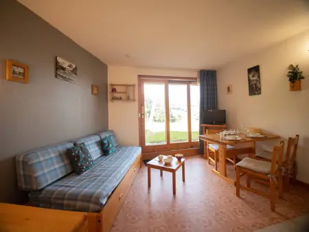 Location appartement à Valmorel, Studio cosy avec terrasse, accès direct pistes, animaux acceptés, parking en option