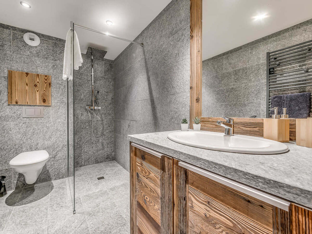 Duplex 4* Tignes, 8 pers., balcon 23 m² et spa - Photo 11