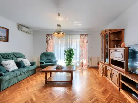Reaa, Maison 6 personnes à Barban - Photo 7