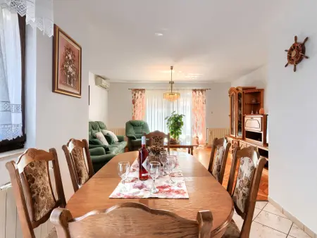Reaa, Maison 6 personnes à Barban - Photo 12