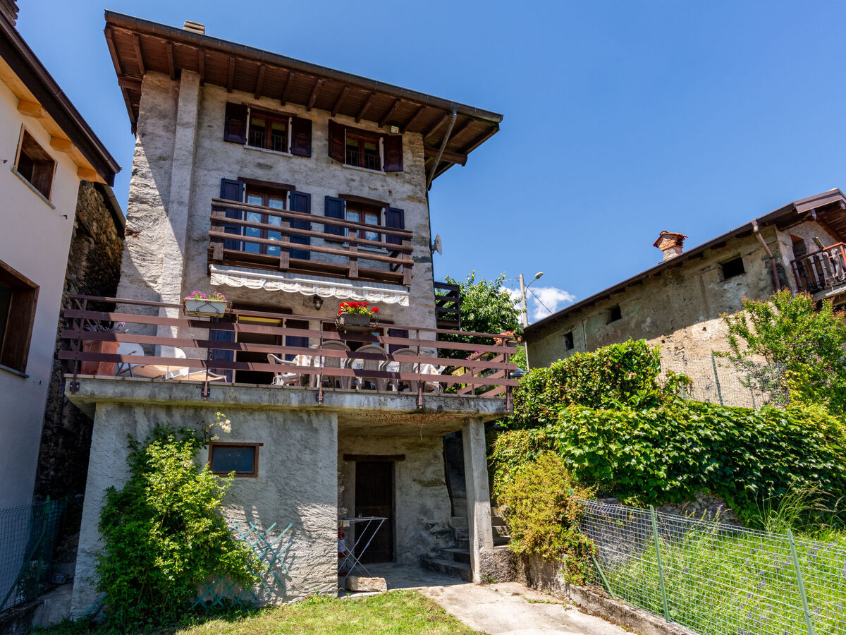 Maison Glicine – vue lac et montagnes, 3 niveaux, Stazzona - Photo 2