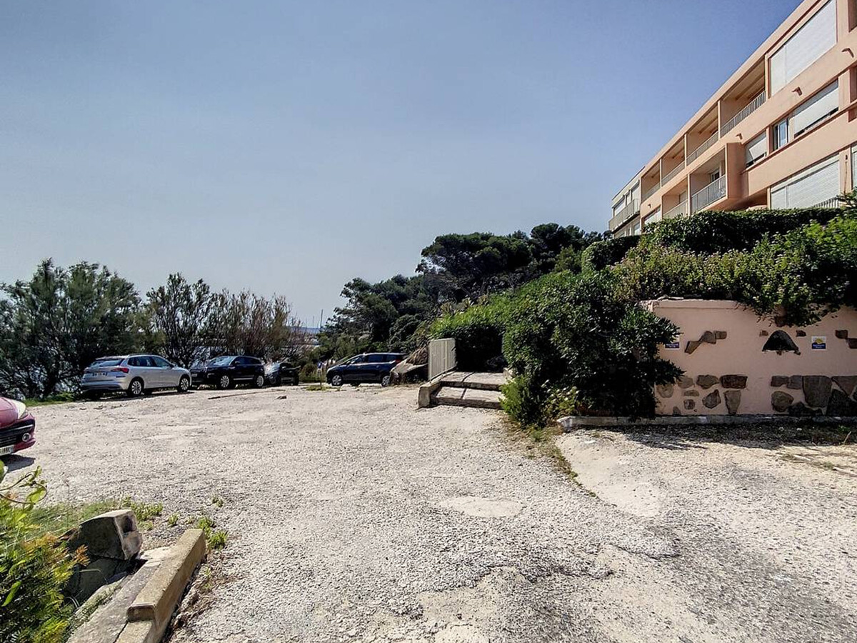 Studio 27m² bord de mer, accès plage direct à Bormes - Photo 13