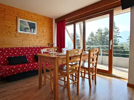 Location appartement à Chamrousse, Appartement ensoleillé à Chamrousse, proche supérette