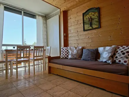 Location appartement à Chamrousse, Studio cabine 4 pers. chaleureux au pied des pistes