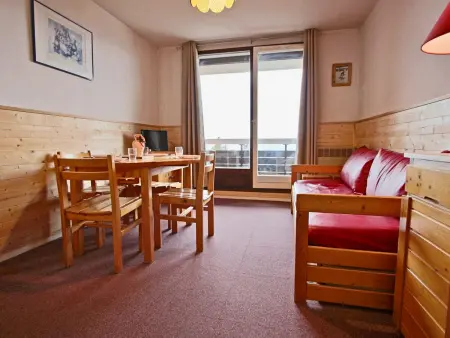 Location appartement à Chamrousse, Appartement 30 m² avec balcon, à proximité des pistes et des commerces, animaux acceptés