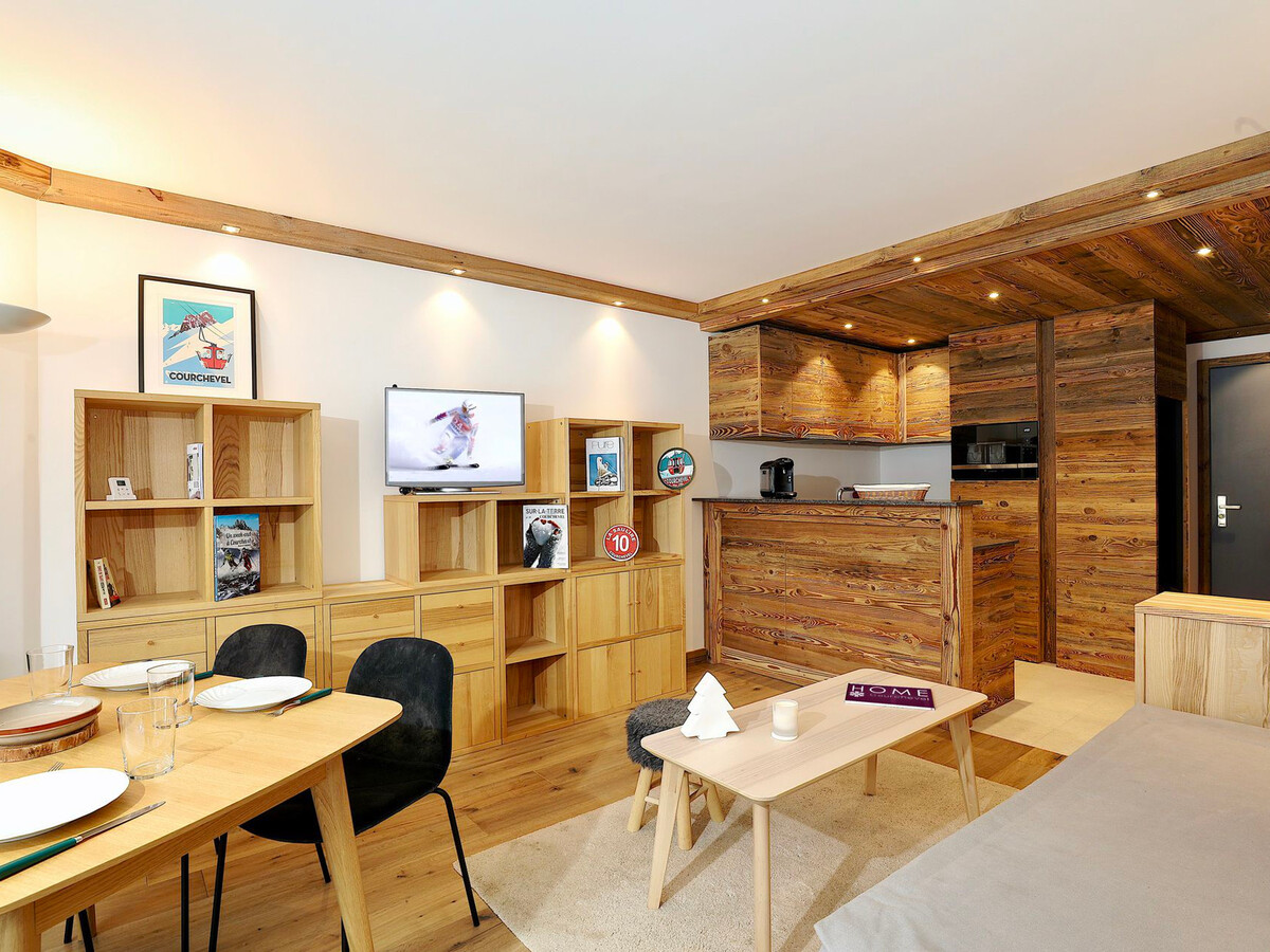 Appartement 3 pièces skis aux pieds à Courchevel 1850 - Photo 2