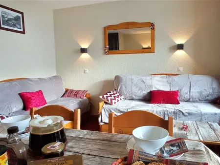 Location appartement à Val Thorens, Appart 4 pers, skis aux pieds, balcon, kitchenette, TV