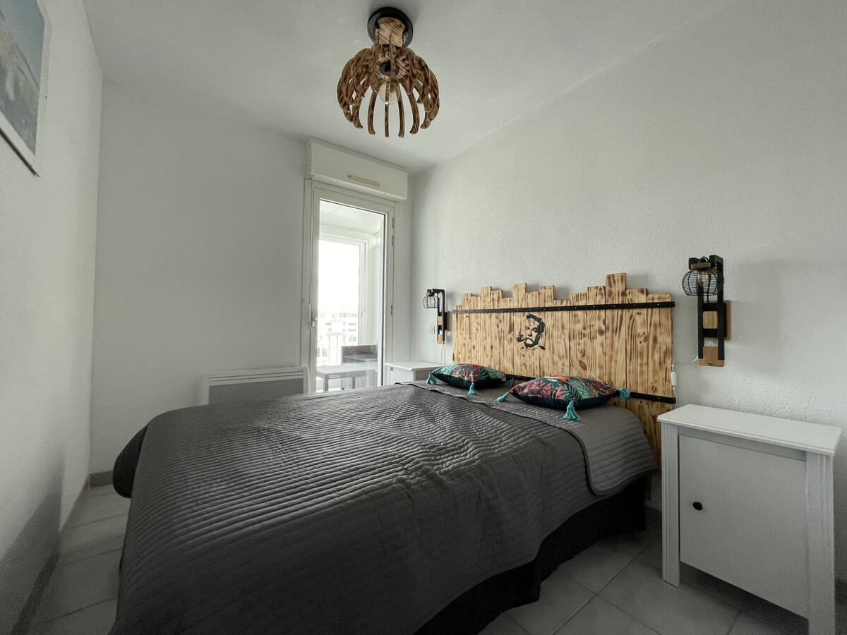 Appartement mezzanine 40m² vue canal à Sète - Photo 6