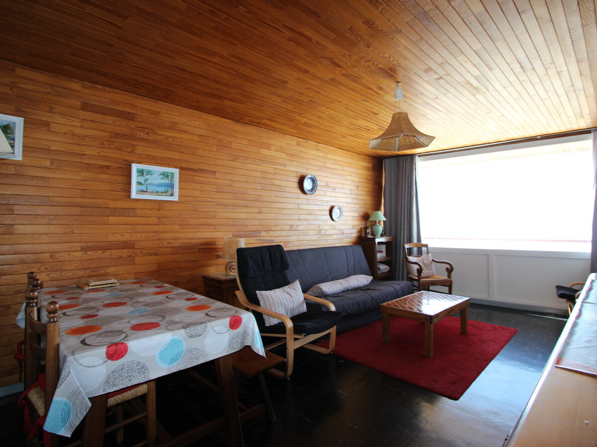 Appartement 42 m² Chamrousse, balcon ouest, équipements raclette - Photo 6