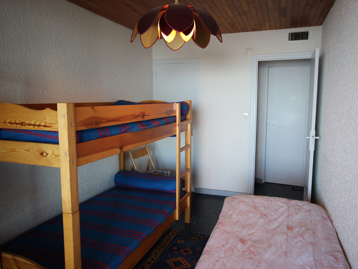 Appartement 42 m² Chamrousse, balcon ouest, équipements raclette - Photo 9