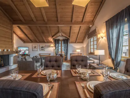 Duplex charme Courchevel 1850 avec cheminée, 6 personnes : photo 6