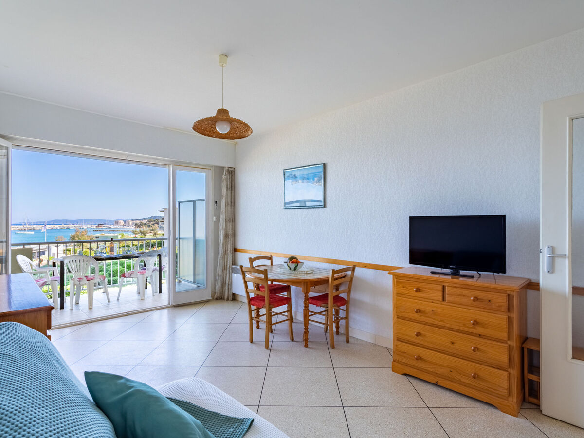 La Corvette - Appartement vue mer au Lavandou - Photo 4