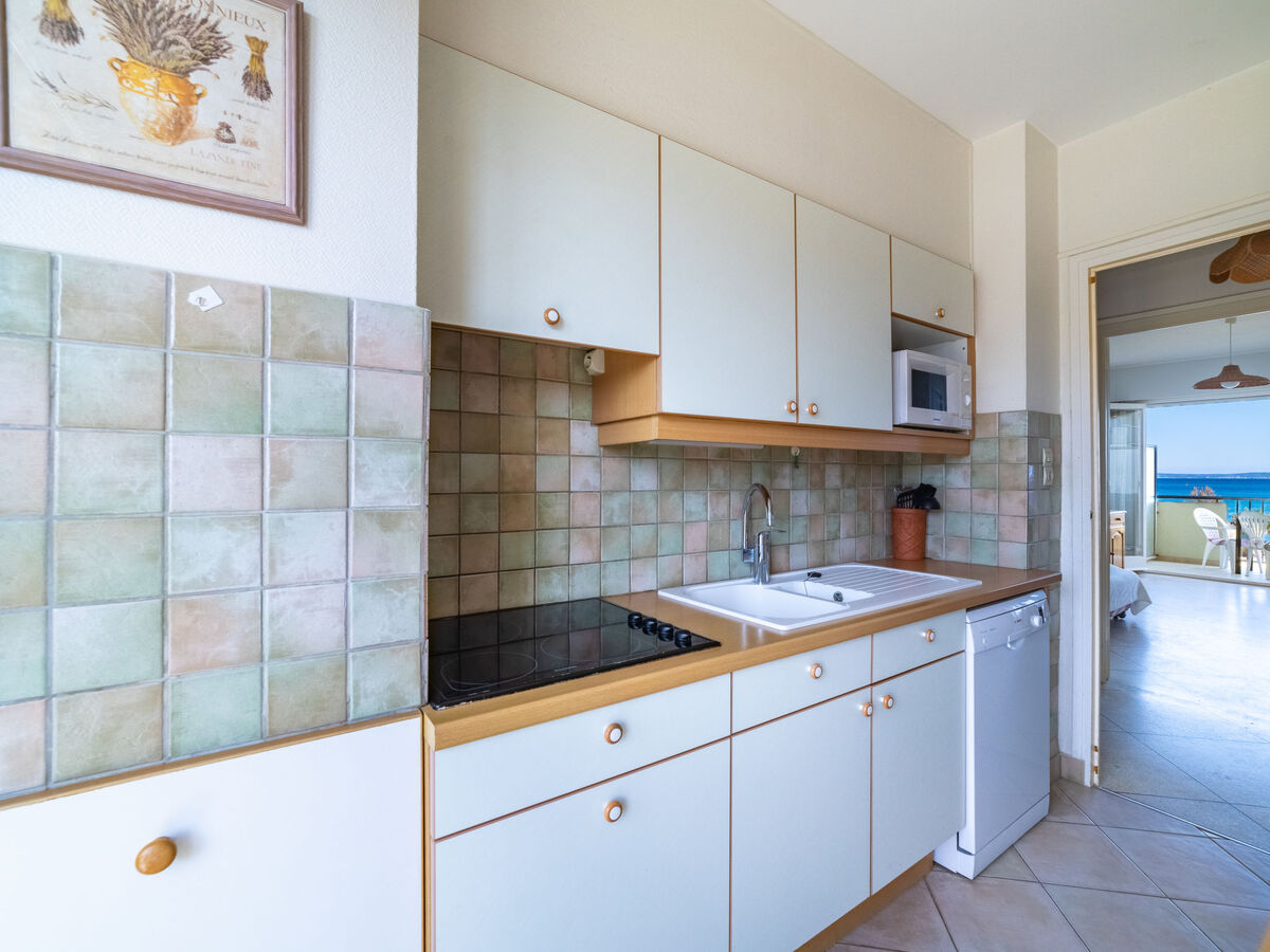 La Corvette - Appartement vue mer au Lavandou - Photo 8
