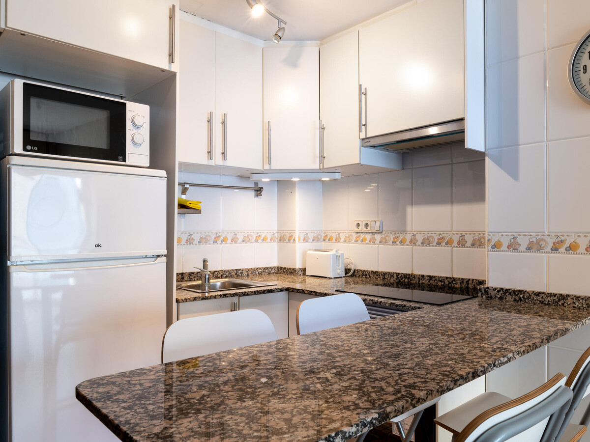 Appartement 3 pers. centre Torredembarra, piscine & plage - Photo 8