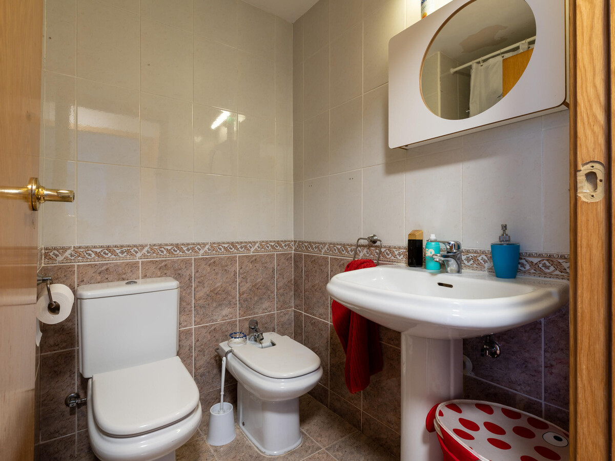 Appartement 3 pers. centre Torredembarra, piscine & plage - Photo 13