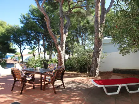 Location appartement à Llançà, Grand appartement à Llançà avec terrasse et garage, à 50m de la mer