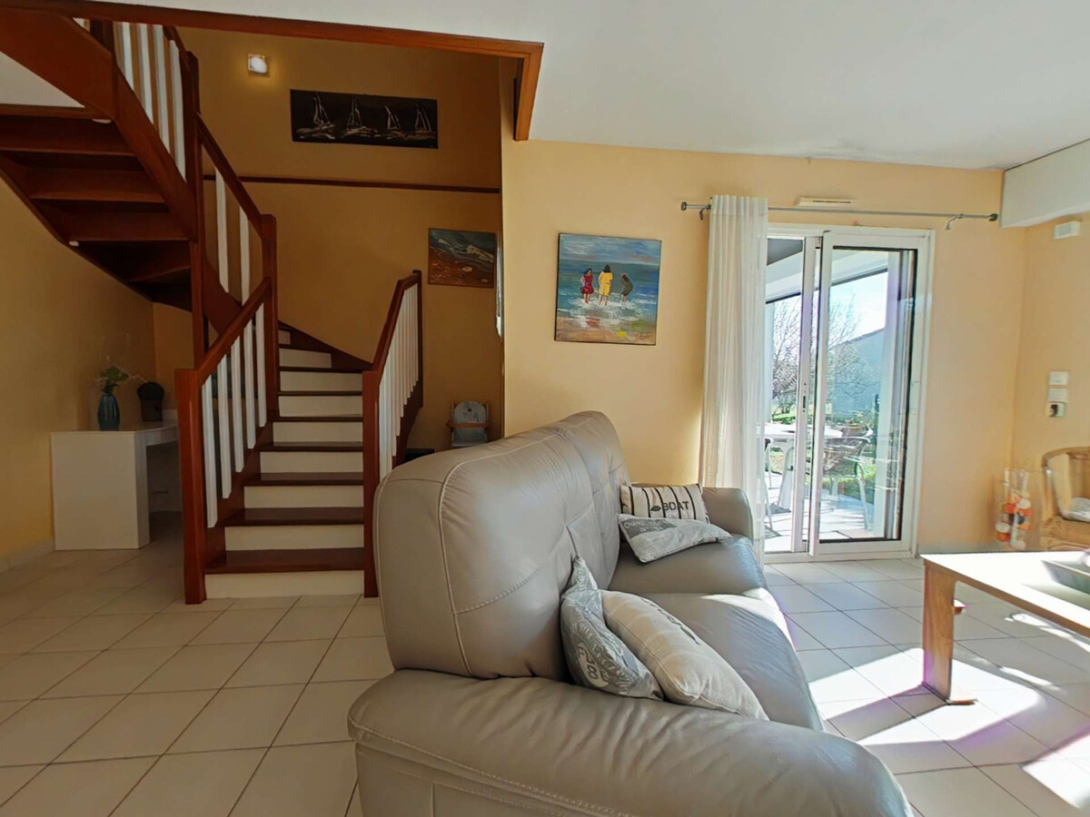 Maison rénovée 3 chambres, terrasse couverte et garage à Saint-Gilles-Croix-de-Vie - Photo 10