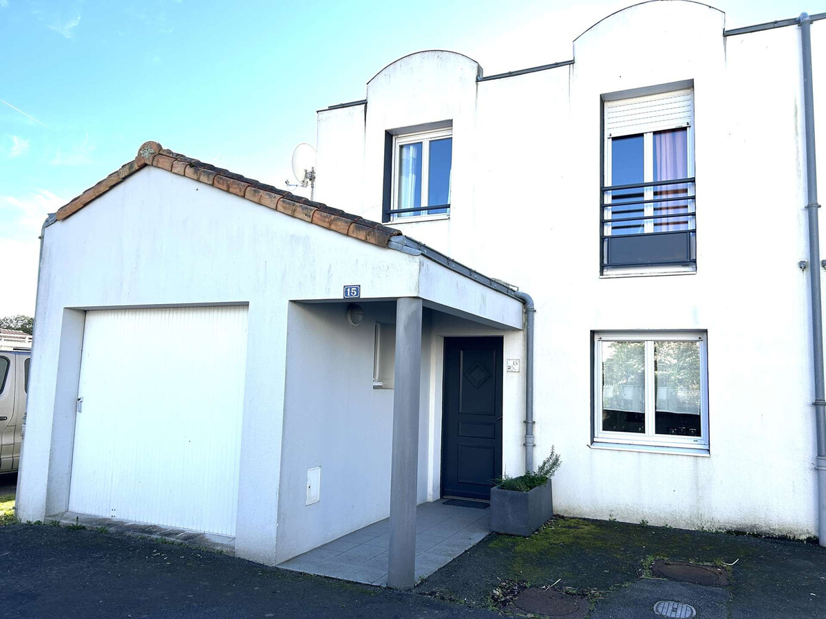 Maison rénovée 3 chambres, terrasse couverte et garage à Saint-Gilles-Croix-de-Vie - Photo 19