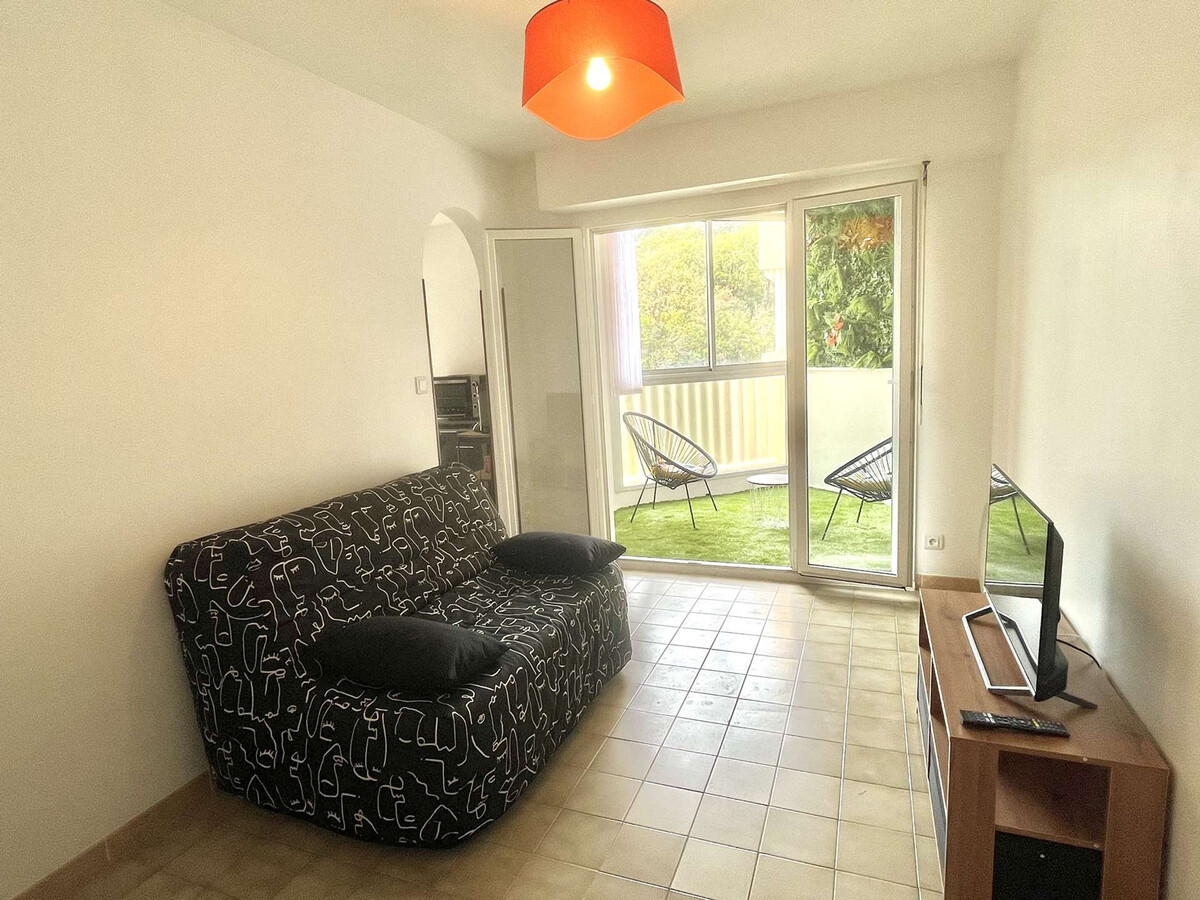 Studio avec véranda, 20m², parking facile à Ajaccio - Photo 3