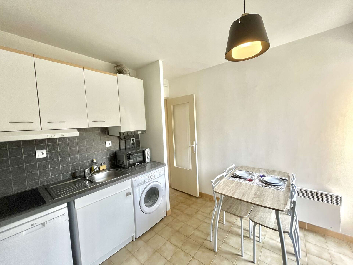 Studio avec véranda, 20m², parking facile à Ajaccio - Photo 6