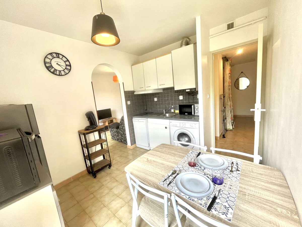 Studio avec véranda, 20m², parking facile à Ajaccio - Photo 7