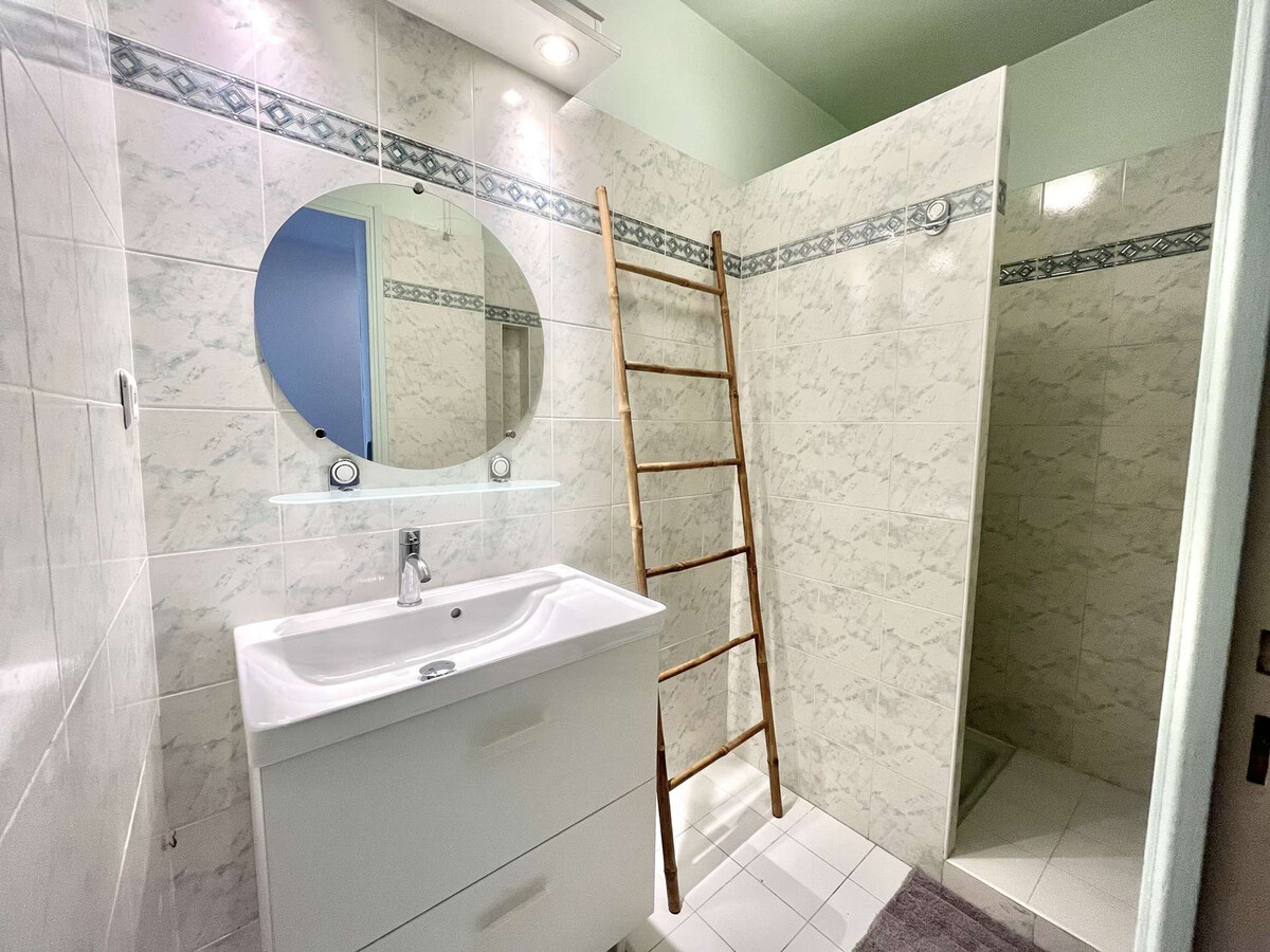Studio avec véranda, 20m², parking facile à Ajaccio - Photo 9