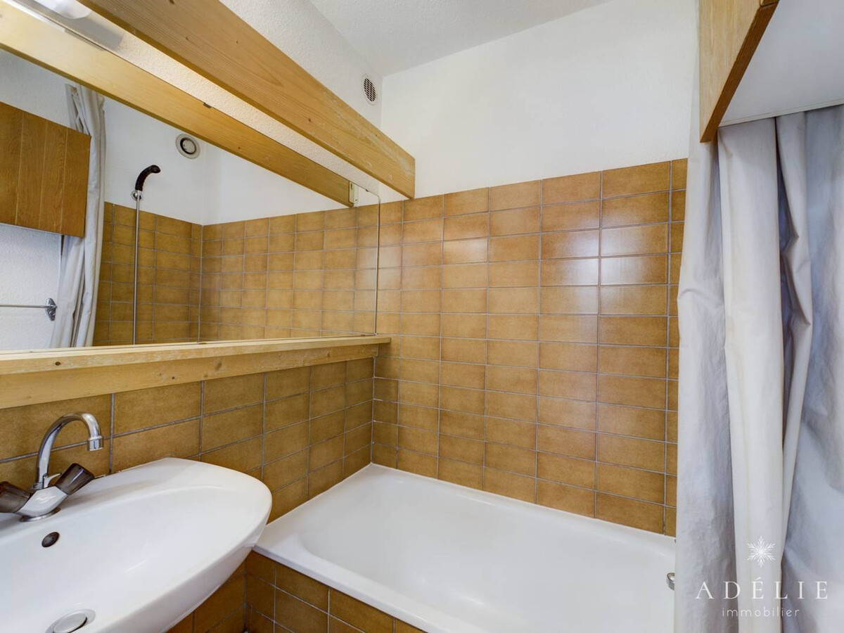 Studio 6 pers avec cabine à 200 m des pistes - Photo 6