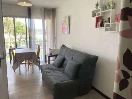 T1 vue étang de Thau à Balaruc-les-Bains : photo 6