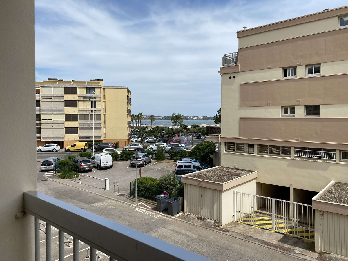 T1 climatisé avec balcon face au Parc, Balaruc-les-Bains - Photo 14