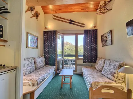 Location appartement à Belle Plagne, Studio-cabine pour 4 au pied des pistes, vue balcon