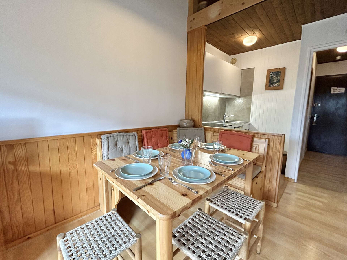 Studio alcôve 4 couchages, balcon sud-ouest, parking - Megève - Photo 4