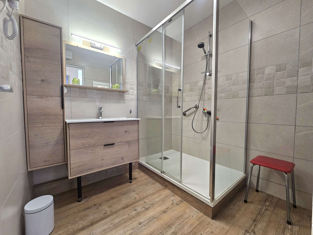 Superbe T3 avec loggias fermées, garage, et wifi à Balaruc-les-Bains, classé 3 étoiles - Photo 12